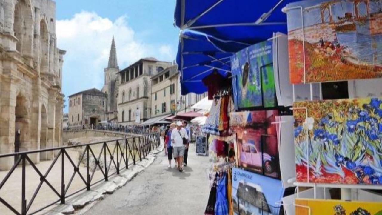 Studio Avec Vue Sur Les Arenes Arles Luaran gambar